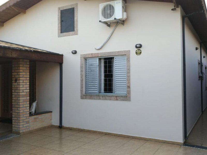 Apartamento à venda Parque Sr. do Bonfim com 250m² e 2 quartos por R$ 450.000 - 1651331024-4b9ff9ca-8f9c-4cb8-8a5e-eaa3e05ddbcb.jpeg