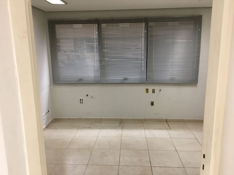 Comercial à venda Vila Mariana com 35m² e  quartos por R$ 345.000 - 1722193864-whatsapp-image-2019-05-08-at-12.jpeg