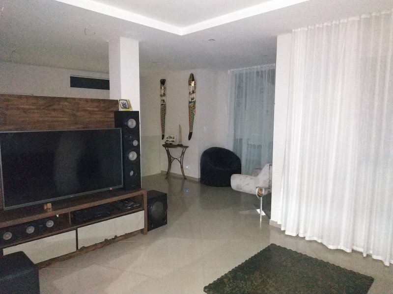 Casa de condomínio à venda Boa Vista com 212m² e 3 quartos por R$ 780.000 - 73421198-img-20190807-211219.jpg