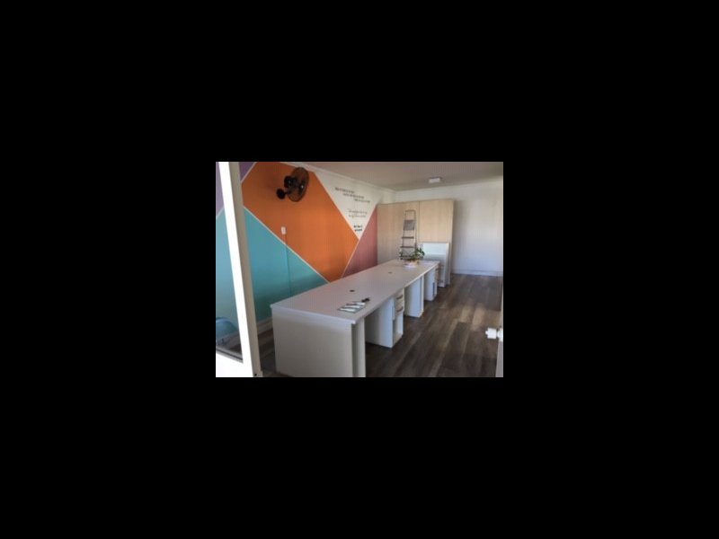 Comercial para alugar Bosque com 76m² e  quartos por R$ 3.200 - 1760488999-img-1095.JPG