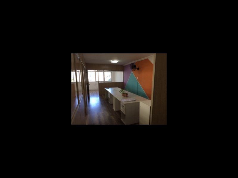Comercial para alugar Bosque com 76m² e  quartos por R$ 3.200 - 699071567-img-1098.JPG