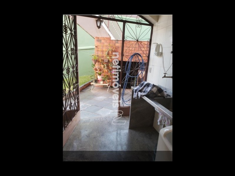 Casa à venda Eldorado com 8000m² e 4 quartos por R$ 1.800.000 - 1645306000-lavanderia.jpg