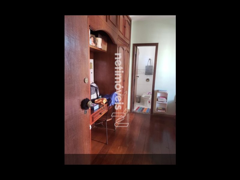 Casa à venda Eldorado com 8000m² e 4 quartos por R$ 1.800.000 - 328596132-suite-solteiro-armario.jpg