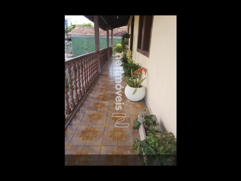 Casa à venda Eldorado com 8000m² e 4 quartos por R$ 1.800.000 - 661206127-varanda.jpg