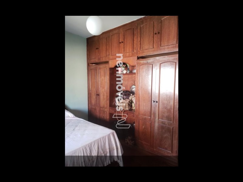 Casa à venda Eldorado com 8000m² e 4 quartos por R$ 1.800.000 - 673943297-quarto-social-armarios.jpg