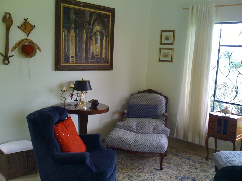 Sítio à venda Centro com 599m² e 3 quartos por R$ 2.500.000 - 2092458761-sala-de-baixo-2.JPG
