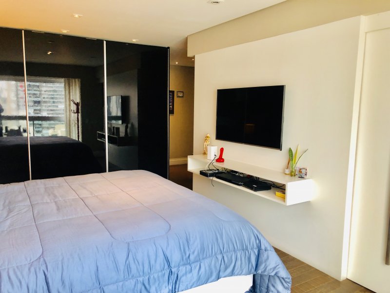 Apartamento à venda Campo Belo com 206m² e 3 quartos por R$ 2.450.000 - 1712657790-94f2d210-31a6-43d3-b72f-3a45c701f71d.jpeg