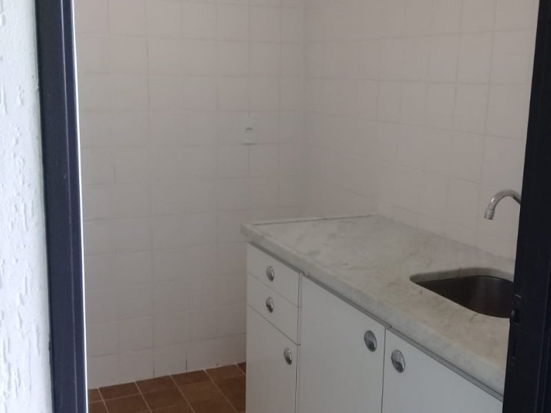 Comercial à venda Centro com 100m² e  quartos por R$ 450.000 - 2108781815-sala7-vista-cozinha.jpg