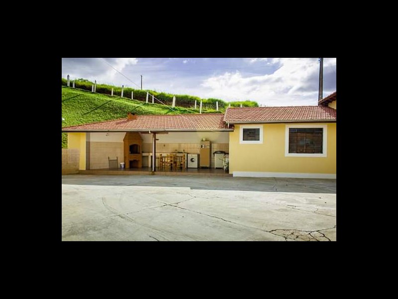 Chacara à venda Centro com 21000m² e 3 quartos por R$ 700.000 - 1033184248-area-de-lazer.jpg