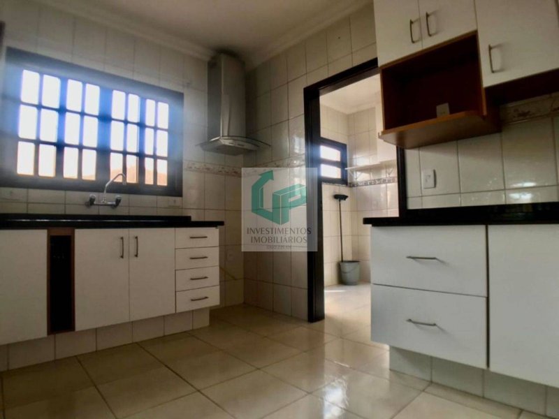 Casa à venda Jardim America com 207m² e 3 quartos por R$ 700.000 - 1010788905-xml38sealipu.jpg