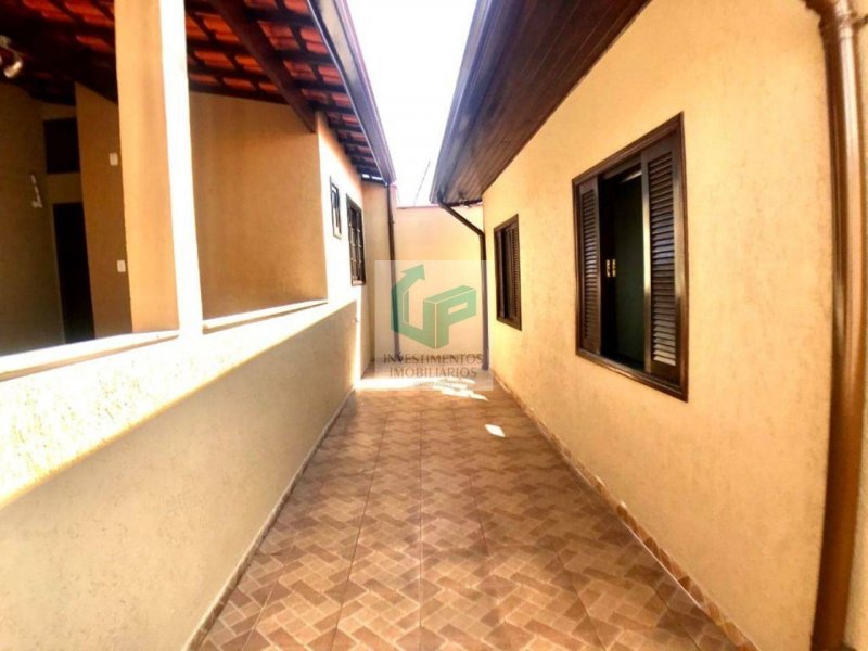 Casa à venda Jardim America com 207m² e 3 quartos por R$ 700.000 - 320198053-lgjwfenymmud.jpg