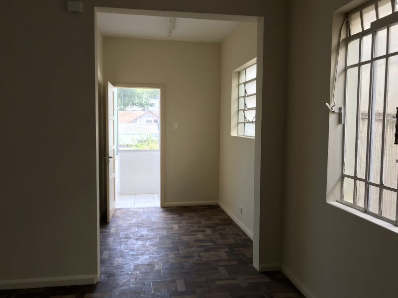 Apartamento à venda Juvevê com 131m² e 3 quartos por R$ 370.000 - 1462156986-1e08f152-402e-410c-b73c-31d32fbf3854.jpeg