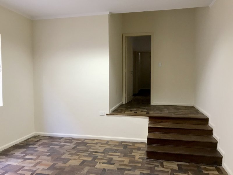 Apartamento à venda Juvevê com 131m² e 3 quartos por R$ 370.000 - 652084250-112c2f90-94f6-4d95-81d7-75bddcf5eda1.jpeg