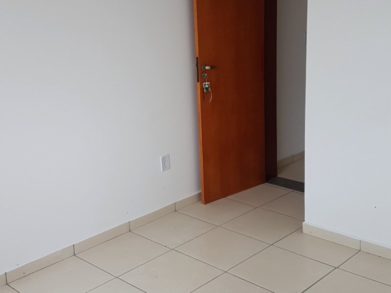 Apartamento à venda Varginha com 67m² e 2 quartos por R$ 250.000 - 700862898-quarto2.jpg