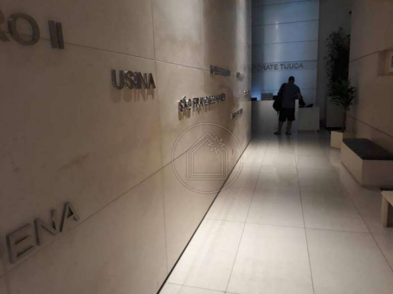 Comercial à venda Tijuca com 29m² e  quartos por R$ 530.000 - 386354965-whatsapp-image-2019-06-05-at-21.jpeg