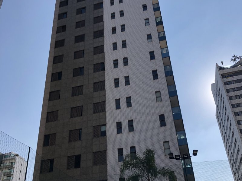 imóvel com 180m² - Lourdes - Belo Horizonte