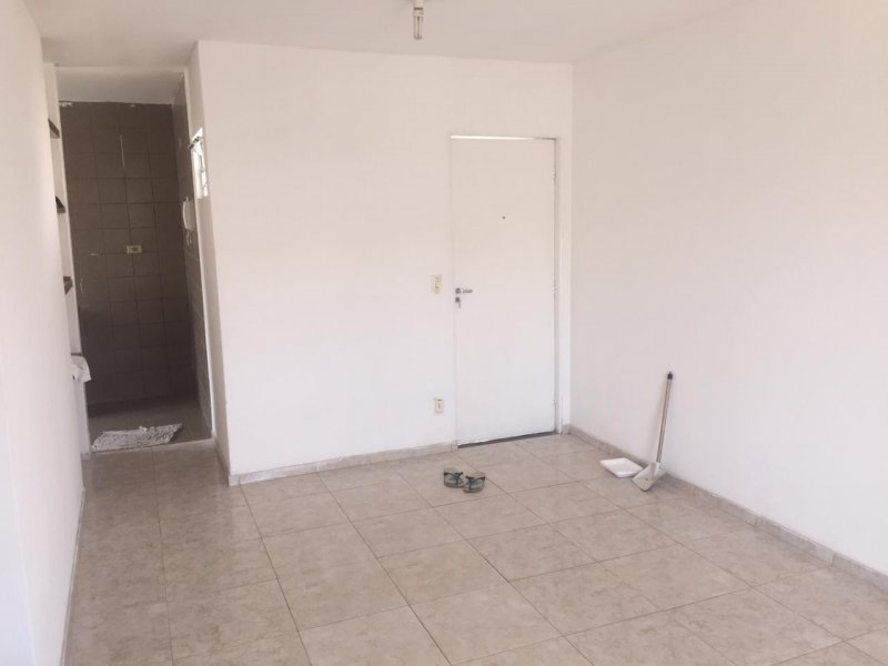Apartamento à venda Areias com 71m² e 2 quartos por R$ 140.000 - 189434802-whatsapp-image-2018-11-15-at-14.jpeg