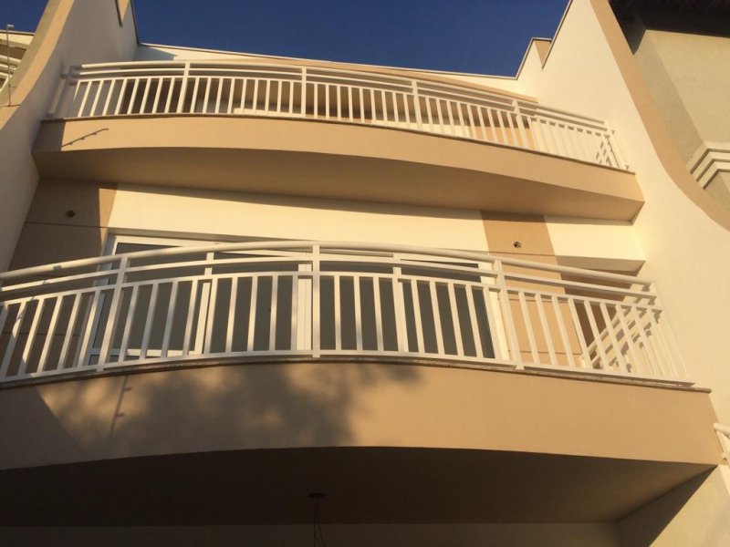 Casa à venda Vila Dom Pedro II com 225m² e 4 quartos por R$ 1.000.000 - 2115550430-1897e48b-450c-4afd-9917-018a47452f03.jpeg