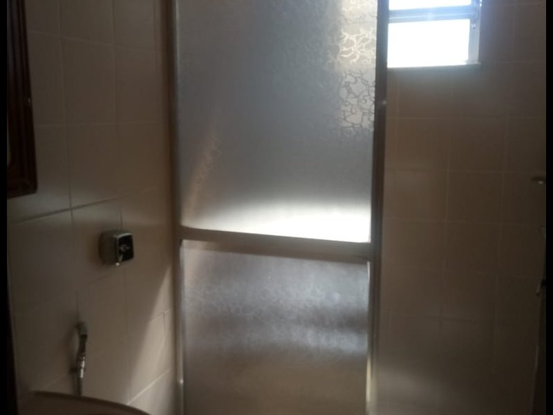 Casa à venda AREAL com 864m² e 4 quartos por R$ 700.000 - 211426354-banheiro-quarto-depedencia-externo.jpeg