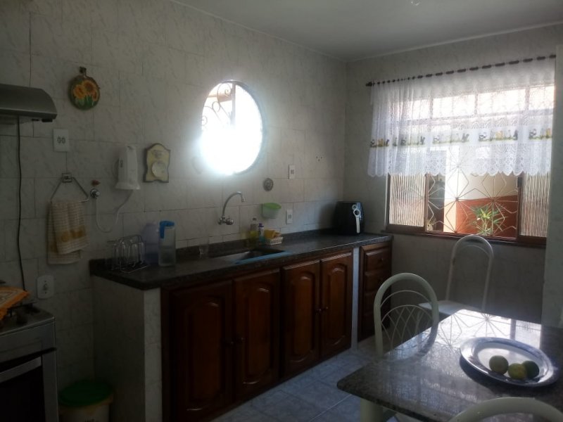 Casa à venda AREAL com 864m² e 4 quartos por R$ 700.000 - 276565693-cozinha-foto-2.jpeg