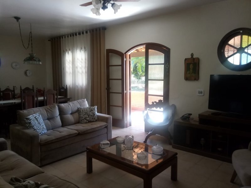 Casa à venda AREAL com 864m² e 4 quartos por R$ 700.000 - 385045079-sala-foto-4.jpeg