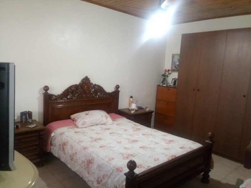 Casa à venda AREAL com 864m² e 4 quartos por R$ 700.000 - 80666482-quarto-suite-1.jpeg