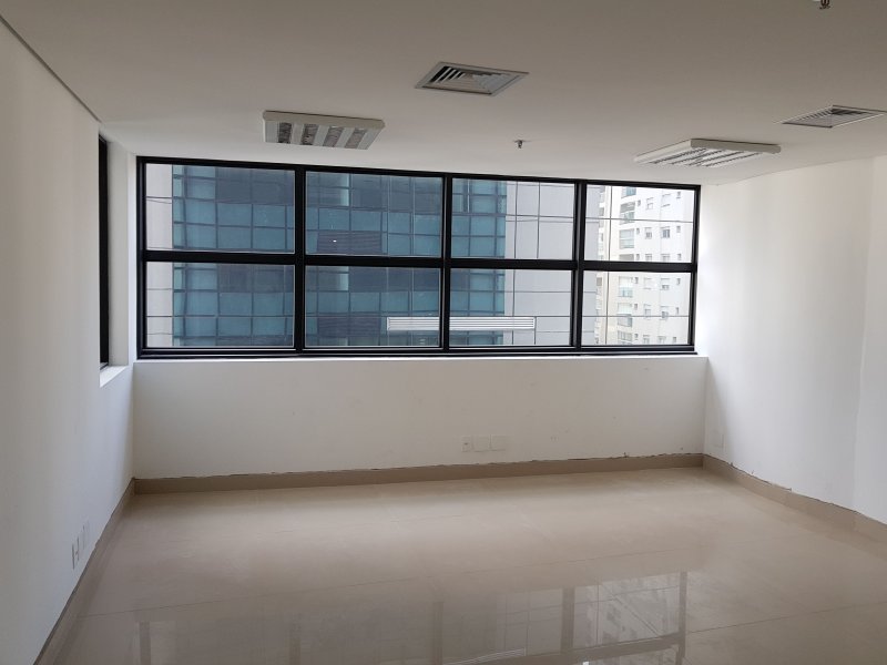 Comercial à venda Cerqueira César com 30m² e  quartos por R$ 430.000 - 69566597-20190309-163101.jpg