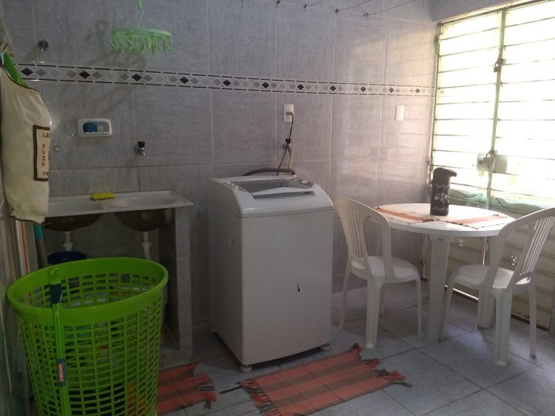 Casa à venda Sancho com 300m² e 3 quartos por R$ 450.000 - 2050003715-8797c5cd-792c-43c7-b689-62e8405f7d37.jpeg