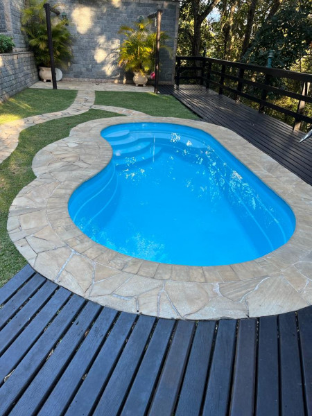 Casa de condomínio à venda Itaipava com 500m² e 6 quartos por R$ 1.650.000 - 1141924070-2e6f65a1-98b4-48ac-b377-8c794cffb093.jpeg