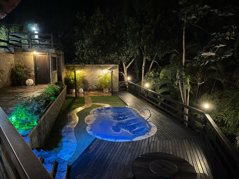 Casa de condomínio à venda Itaipava com 500m² e 6 quartos por R$ 1.650.000 - 448591670-7be5fed9-c45f-4304-b649-9c446ed19304.jpeg