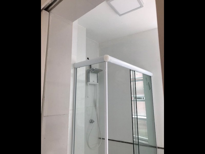 Apartamento à venda Centro com 40m² e 2 quartos por R$ 295.000 - 1100350160-banheiro-2.jpg