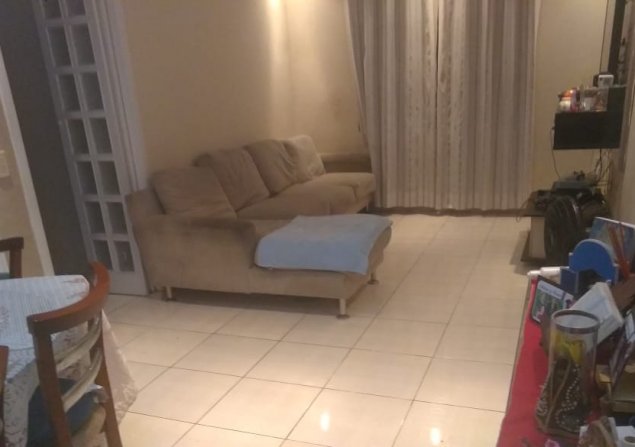 imóvel com 84m²
