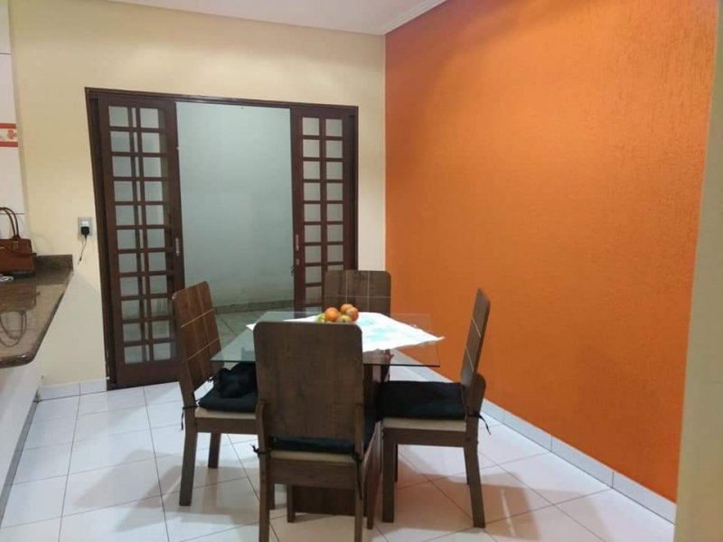 Casa à venda Chácara São Judas Tadeu com 289m² e 4 quartos por R$ 370.000 - 185182357-fb-img-1566658024252.jpg