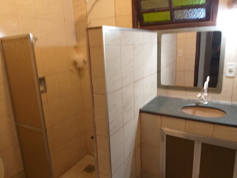 Casa à venda Aquariús com 90m² e 2 quartos por R$ 195.000 - 636349230-banheiroo.jpg