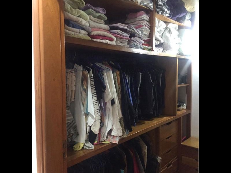 Casa à venda Jardim Chapadão com 300m² e 3 quartos por R$ 750.000 - 1328145498-15-closet.jpg