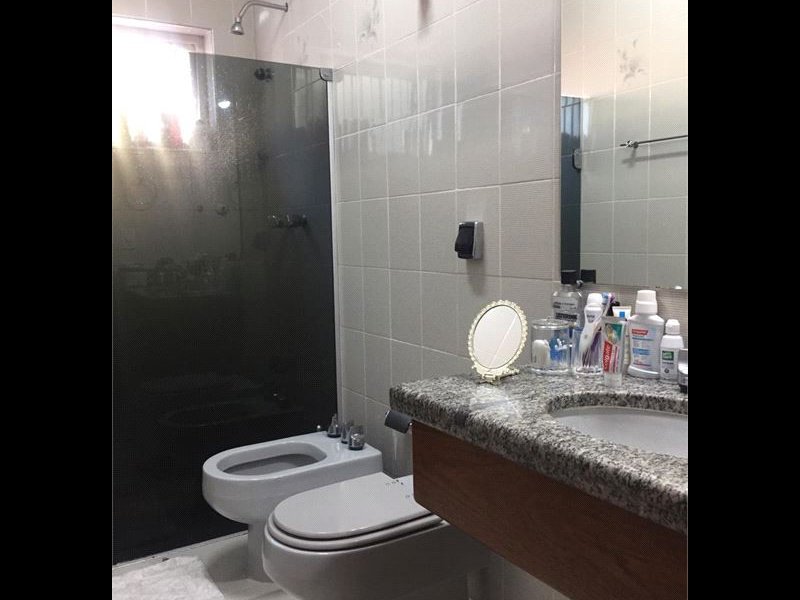 Casa à venda Jardim Chapadão com 300m² e 3 quartos por R$ 750.000 - 939758254-19-banheiro-suite-ii.jpg