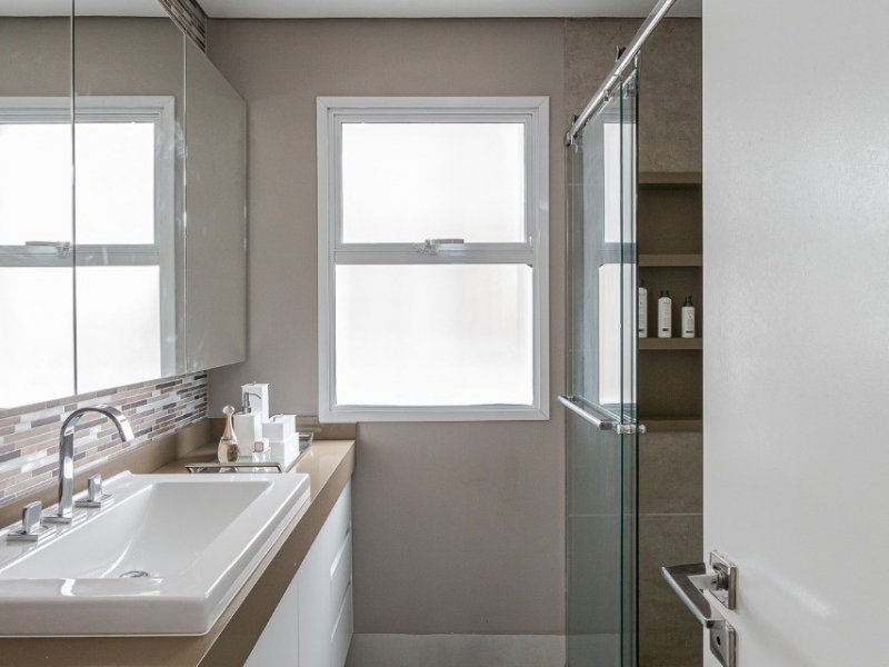 Apartamento à venda Jardim Fonte do Morumbi com 302m² e 3 quartos por R$ 2.395.000 - 1245537175-banheiro-casal.jpg