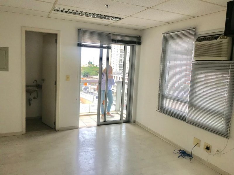 Comercial para alugar Brooklin com 44m² e  quartos por R$ 1.400 - 1438501163-06970e7c-fa43-4768-8162-48ee46490def.jpeg
