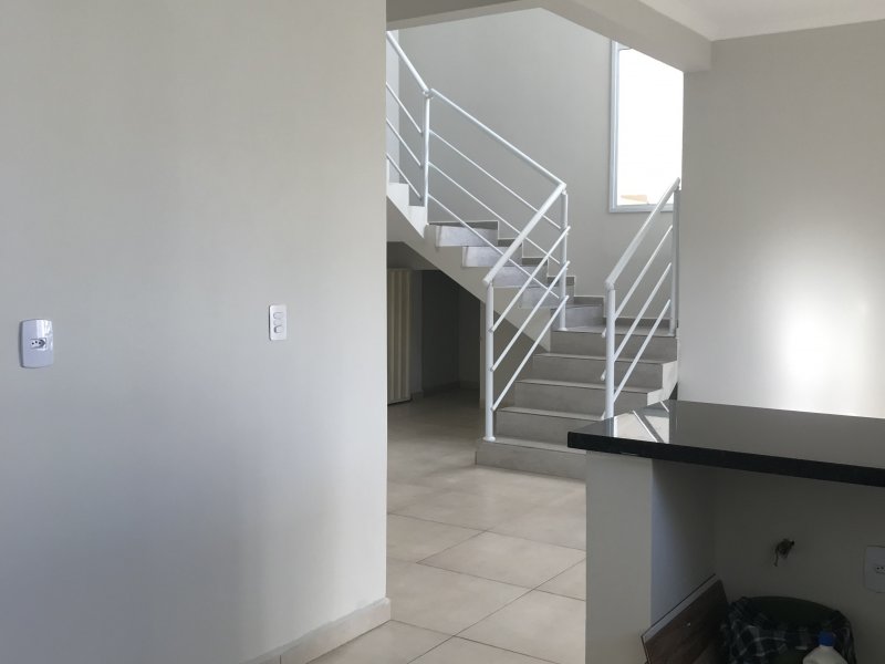 Casa de condomínio à venda Loteamento Dinorá Rosa com 142m² e 3 quartos por R$ 419.000 - 1692332389-028d3e07-6fd8-4cda-b186-8beb86ec66d3.jpeg