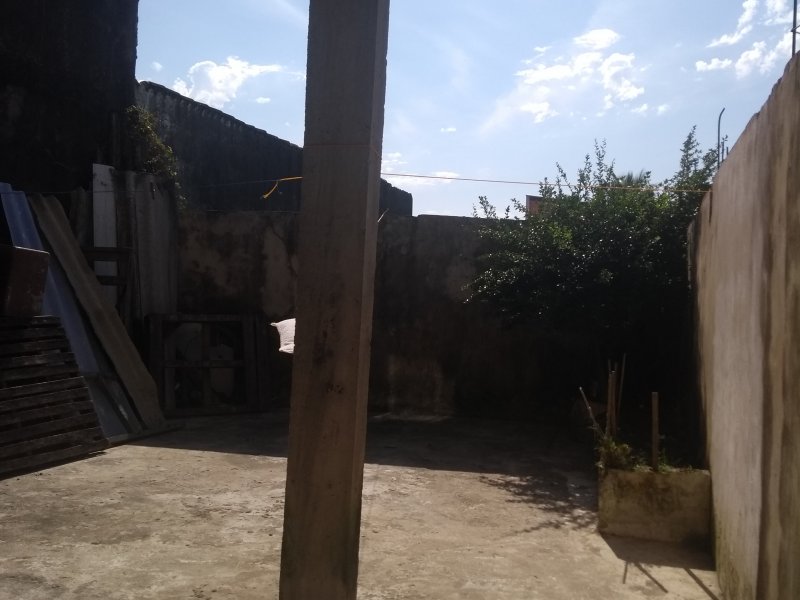 Casa à venda Jardim Veneza com 200m² e 4 quartos por R$ 140.000 - 2124724780-img-20190720-131849429.jpg