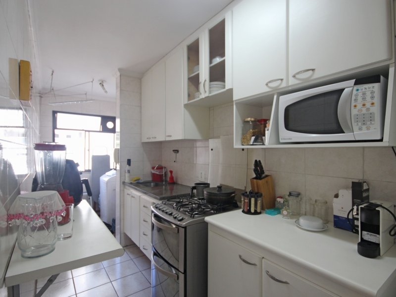 Apartamento à venda Alto da Lapa com 66m² e 3 quartos por R$ 560.000 - 526607216-img-2010-c34pia.jpg