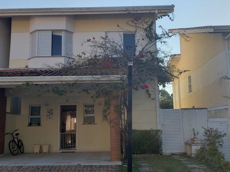 imóvel com 183m² - Granja Viana - Cotia