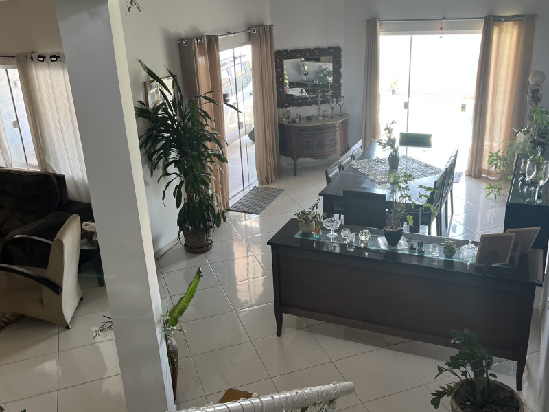 Casa à venda Parque Oasis com 206m² e 4 quartos por R$ 745.000 - img-8348.jpeg
