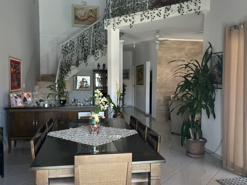 Casa à venda Parque Oasis com 206m² e 4 quartos por R$ 745.000 - img-8358.jpeg