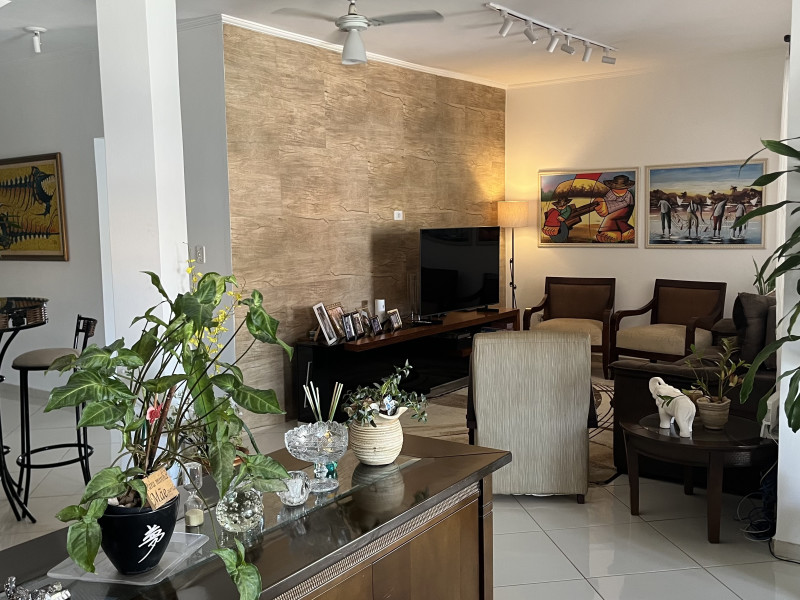 Casa à venda Parque Oasis com 206m² e 4 quartos por R$ 745.000 - img-8363.jpeg