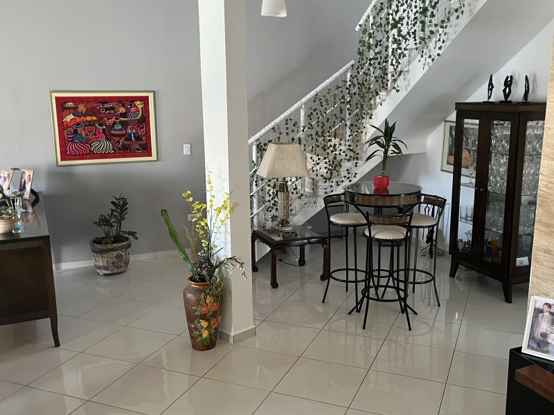 Casa à venda Parque Oasis com 206m² e 4 quartos por R$ 745.000 - img-8364.jpeg
