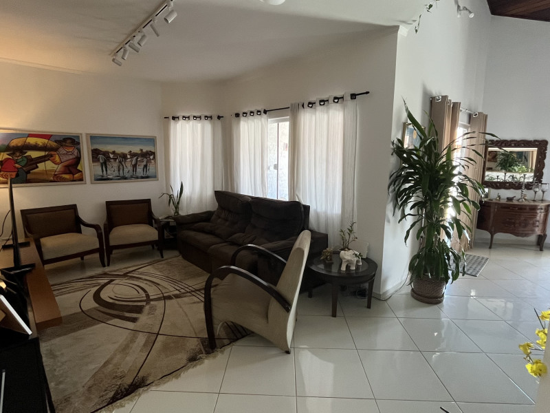 Casa à venda Parque Oasis com 206m² e 4 quartos por R$ 745.000 - img-8377.jpeg