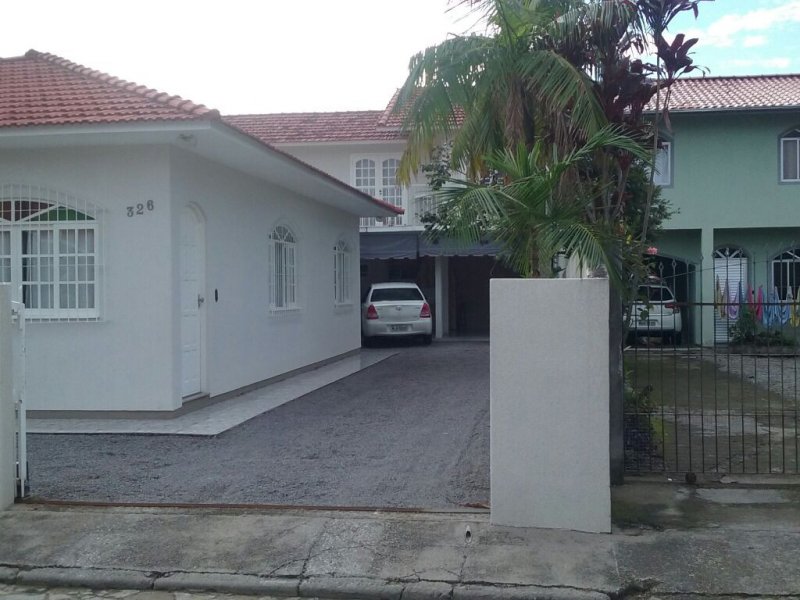 imóvel com 170m² - Aririu - Palhoça