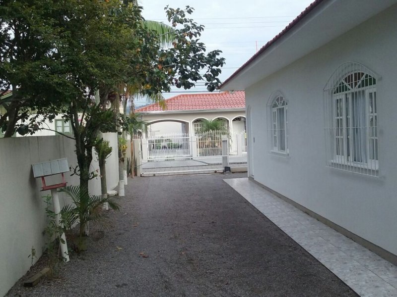 imóvel com 170m² - Aririu - Palhoça