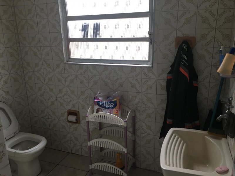Casa à venda Vila Nova com 240m² e 2 quartos por R$ 330.000 - 310487884-7banheiro.jpeg